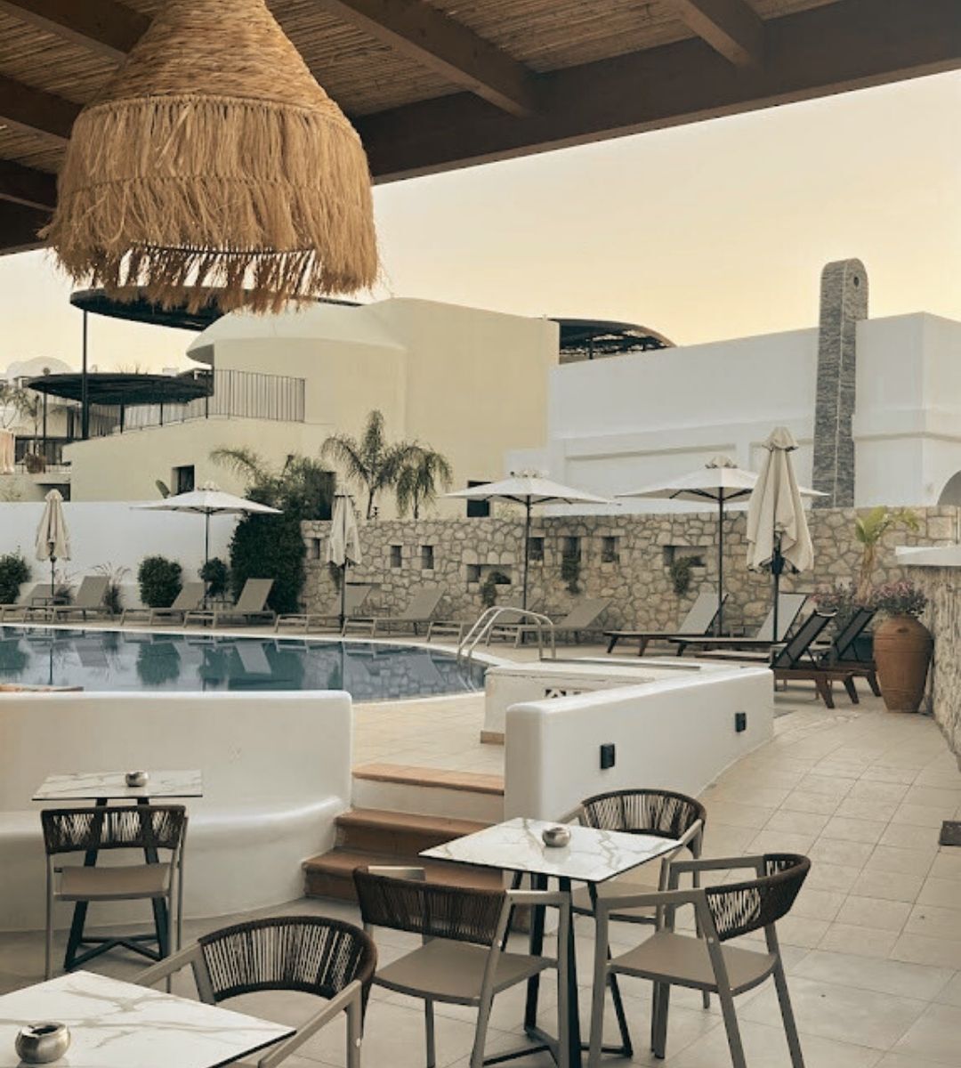 moscha pool bar